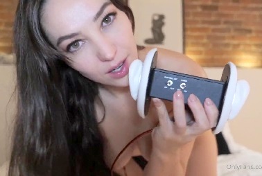 Orenda ASMR Erotic Ear Licking Nude Onlyfans Video Leaked