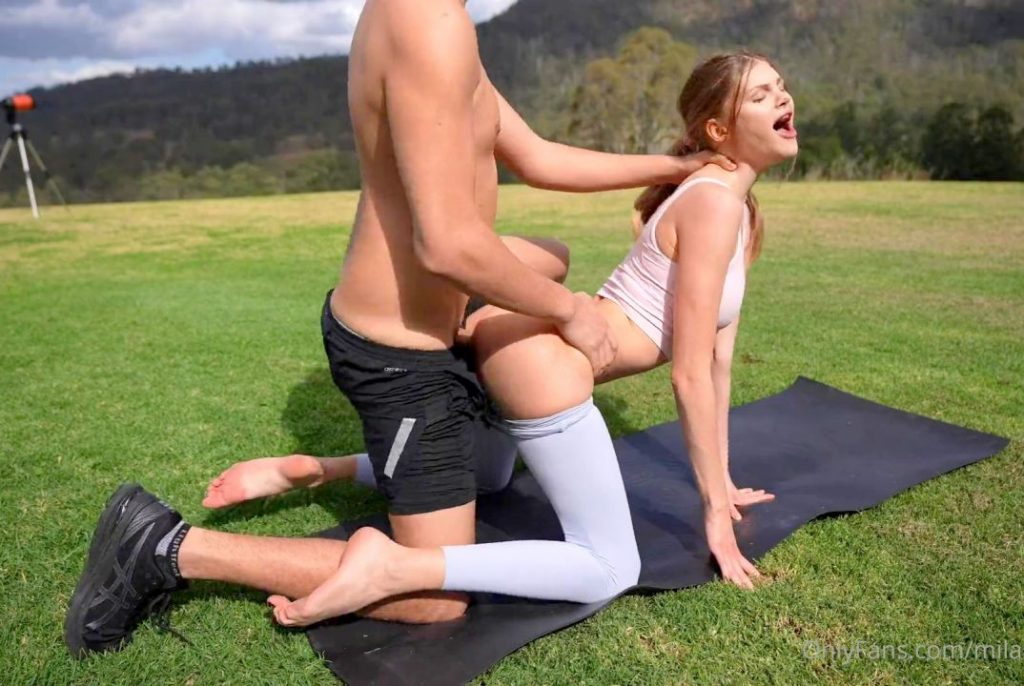 MilaKittenX Yoga Fuck Outdoor Sex PPV Onlyfans Video Leaked